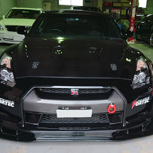 NISSAN GT-R R35