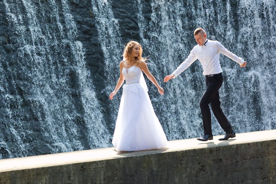 Fotografo di matrimoni Mirosław Legierski (legierskifoto). Foto del 20 aprile 2023