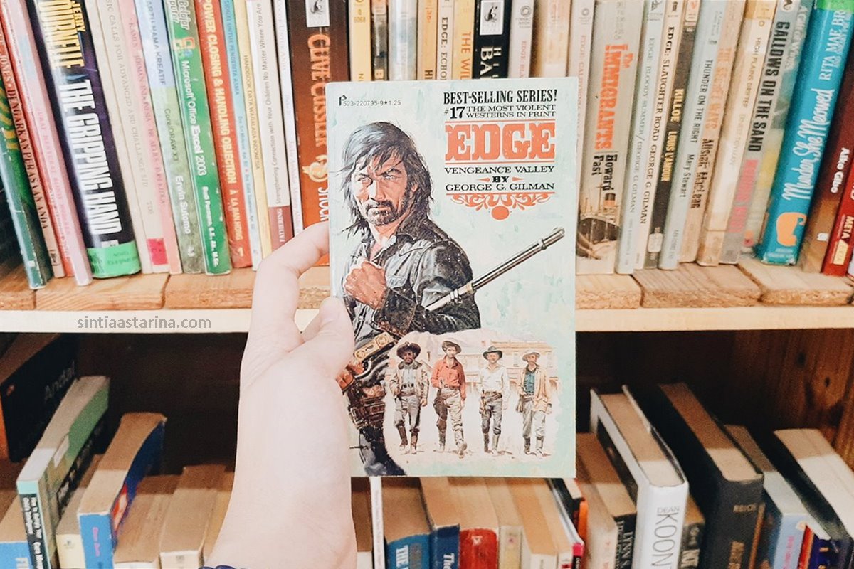 Berburu buku murah di vintage vibes, alam sutera