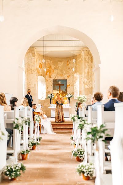 Wedding photographer Nataliia Schütze (schuetze). Photo of 30 January 2023