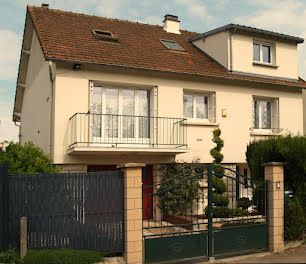 maison à Saint-Arnoult-en-Yvelines (78)