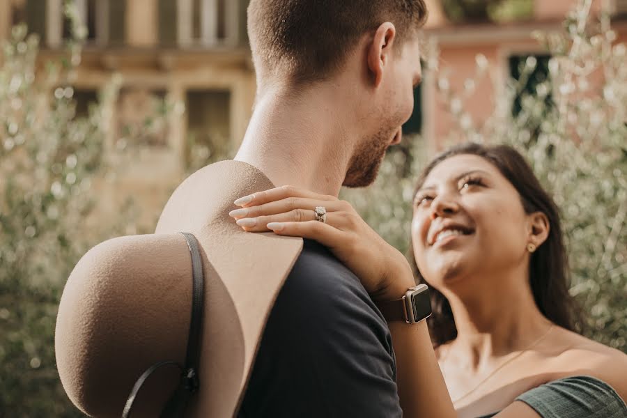 Fotografo di matrimoni Giulia Ferrando (widelovelyeyes). Foto del 9 settembre 2022