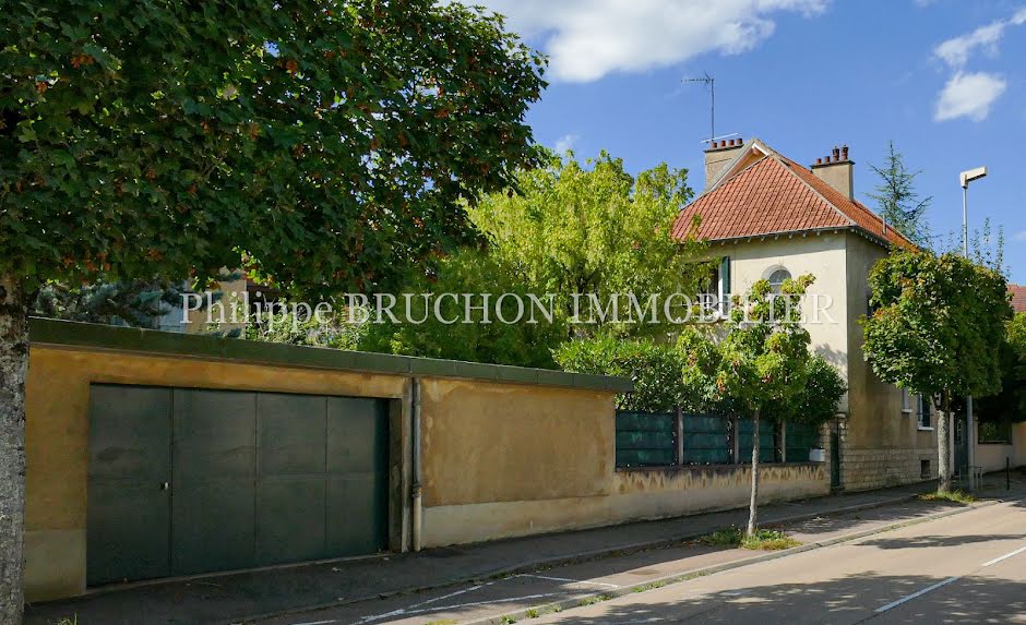 Vente maison 6 pièces 120 m² à Auxerre (89000), 198 000 €