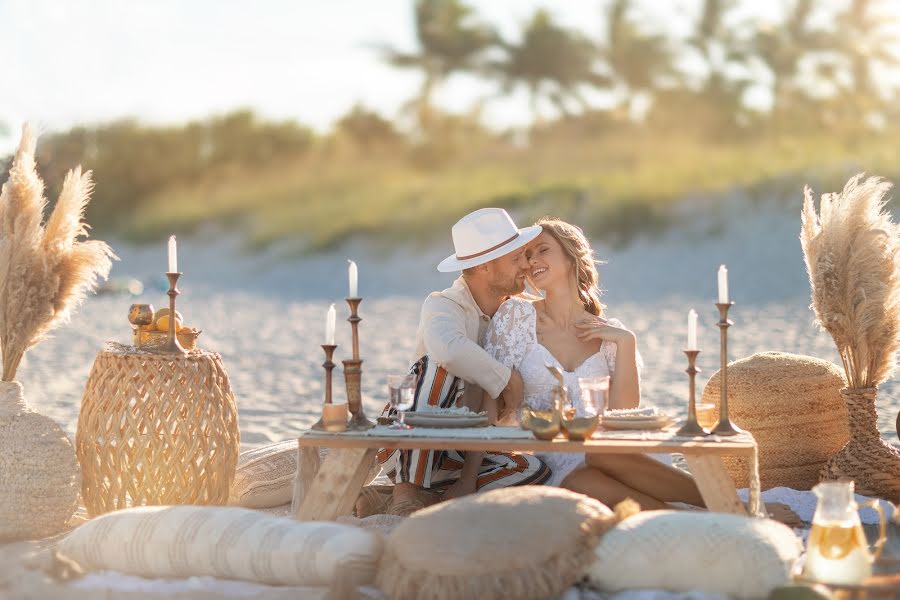 Fotografo di matrimoni Irina Nedyalkova (violetta1). Foto del 16 settembre 2022