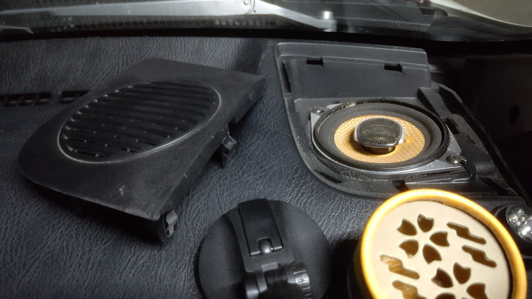 ライフダンクのいつもイイね&コメントありがとうございます😊・投稿の秋・秋の全国交通安全運動・ｶｽﾀﾑﾌｨｯﾄｽﾋﾟｰｶｰ(carrozzeria)🔊に関するカスタム事例の投稿画像5枚目