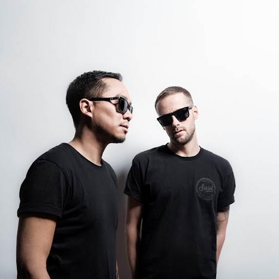 Chopstick & Johnjon