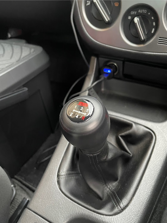 インプレッサ WRXの明日も仕事ダルいしに関するカスタム事例の投稿画像3枚目