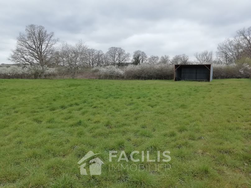 Vente terrain  2210 m² à Mornay-sur-Allier (18600), 10 000 €