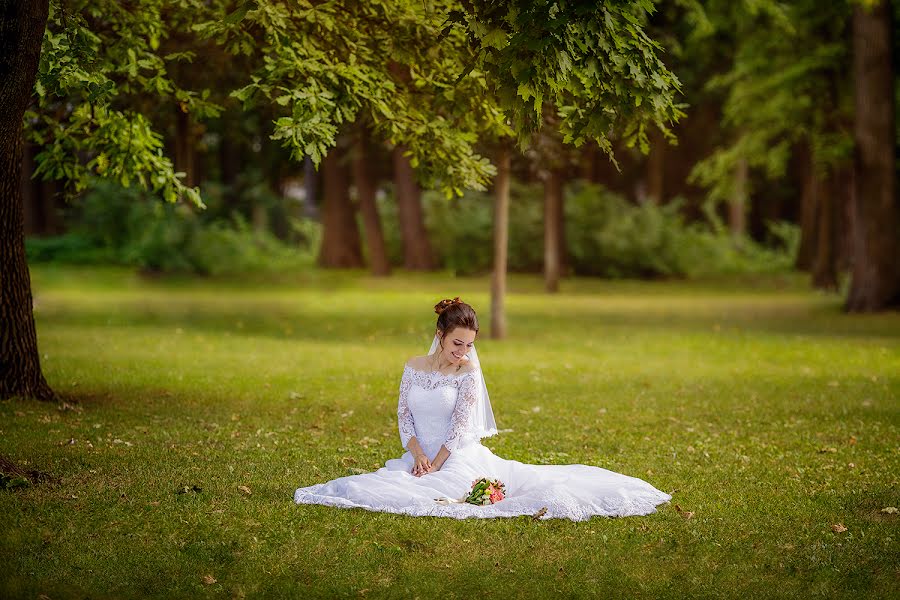 Svatební fotograf Olga Starostina (olgastarostina). Fotografie z 9.července 2018