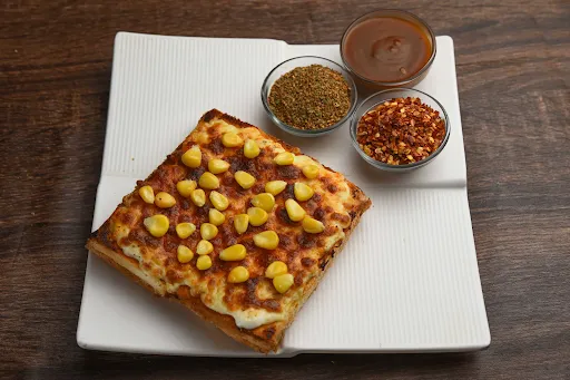 Corn Cheesy Sandwich Pizza [5 Inches]