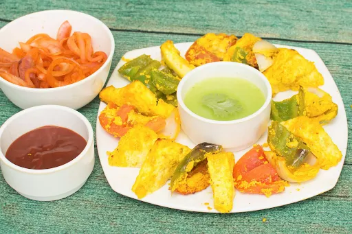 Achari Paneer Tikka