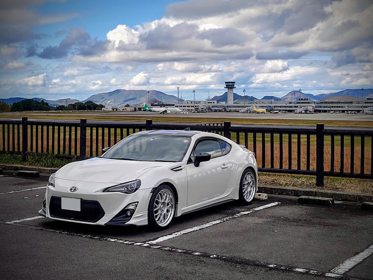 86の天気が不安定・空港撮影・機種変更・離陸タイミングに関するカスタム事例の投稿画像1枚目