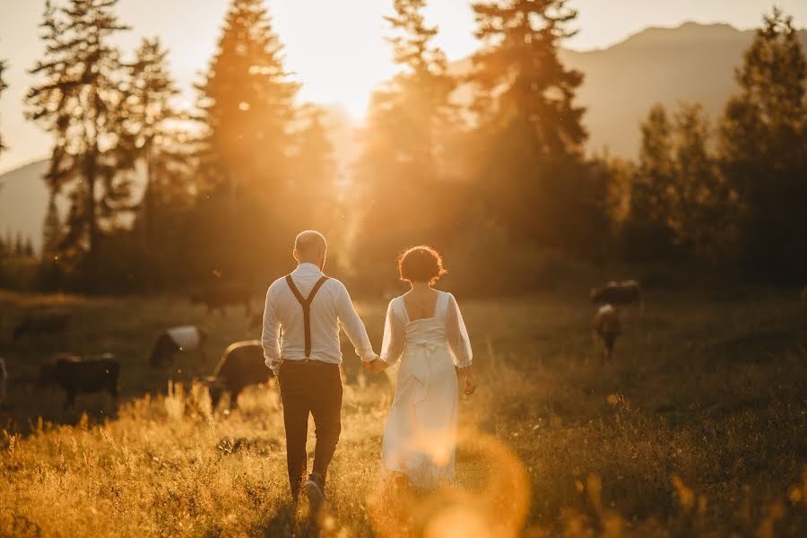 Wedding photographer Giorgi Kavtiashvili (kavtiashvili). Photo of 24 December 2021