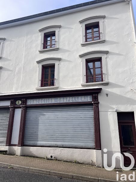 Vente appartement 3 pièces 138 m² à Noirétable (42440), 91 000 €