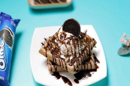 Crushed Oreo Cookies Waffle+ 150ML Icecream