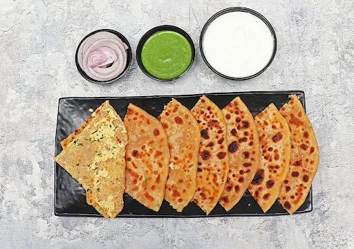 Paneer Paratha With Curd