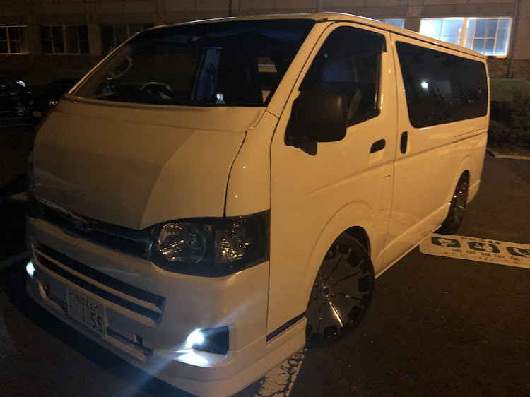 ハイエースバンの洗車・ドライブ・カスタムカー・ハイエース200系に関するカスタム事例の投稿画像3枚目