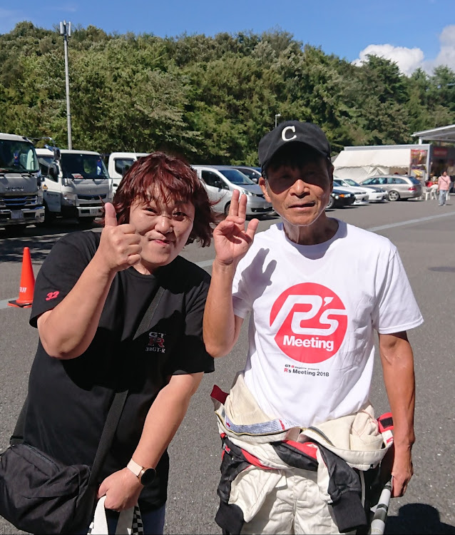 まゆみさんが投稿したGT-R・Rsmeeting・34・間寛平さんに関するカスタム事例の投稿画像1枚目