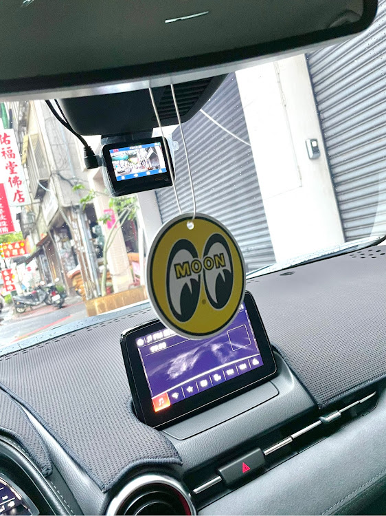 CX-3の車が好きな人と繋がりたい・Mooneyes・taiwan・台湾・CX-3に関するカスタム事例の投稿画像1枚目