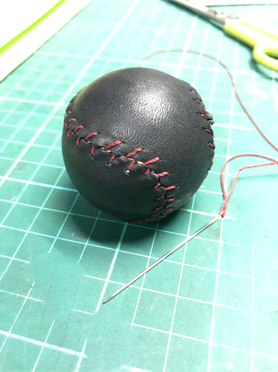 カプチーノのDIY・シフトノブ・レザー貼りに関するカスタム事例の投稿画像1枚目
