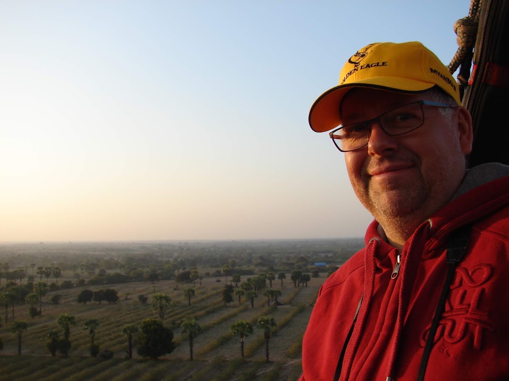 Golden Eagle Ballooning - bagan