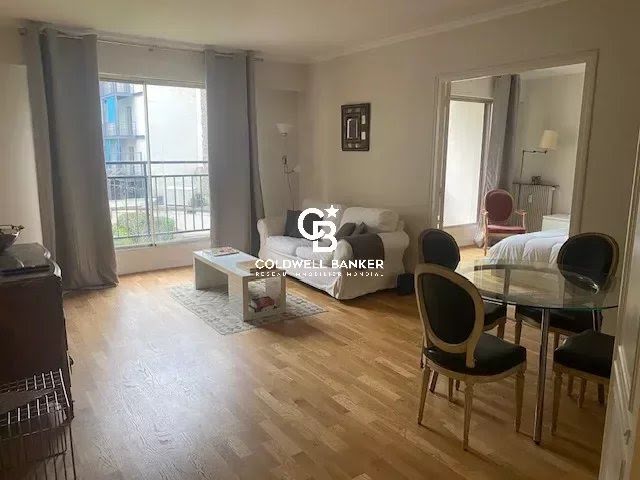 Location meublée appartement 2 pièces 72.28 m² à Paris 16ème (75016), 2 350 €