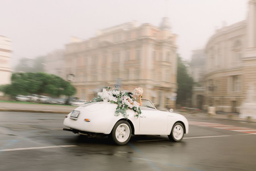 Fotografo di matrimoni Nick Kolesnik (kolesniknikolay). Foto del 1 aprile 2022