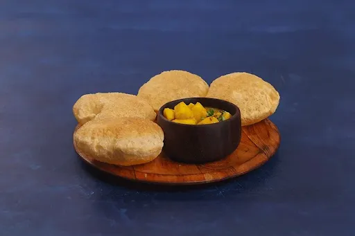 Aloo Rassedar Sabji [250 Ml] With 4 Poori