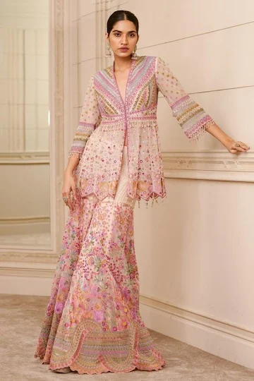  Eid Outfits for Ladies