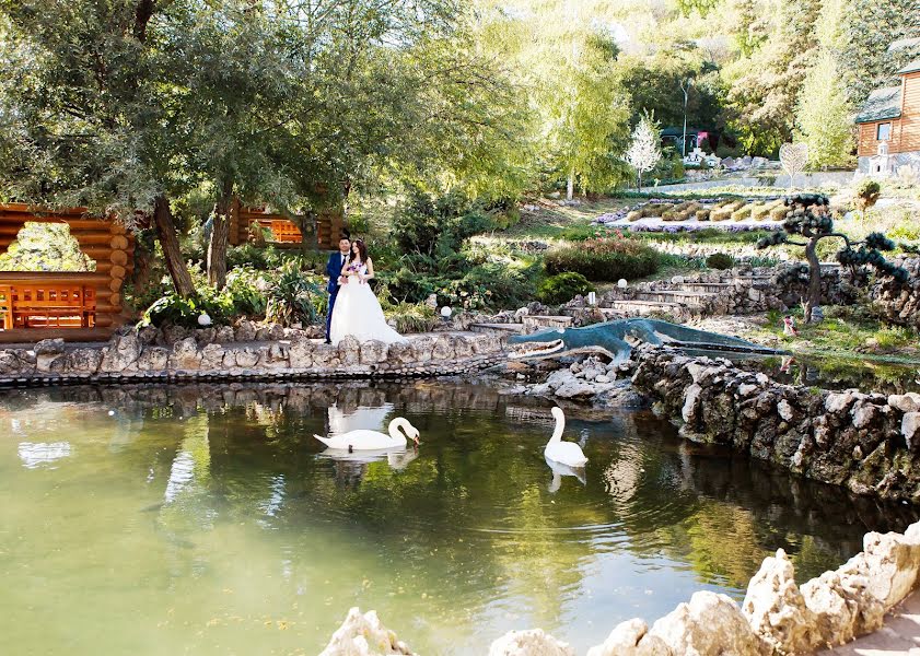 Fotógrafo de casamento Yana Kazakova (kazakova). Foto de 25 de dezembro 2018