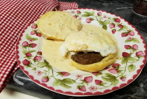 Country Style Eggs Benedict_image