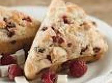 RASPBERRY WHITE CHOCOLATE SCONES