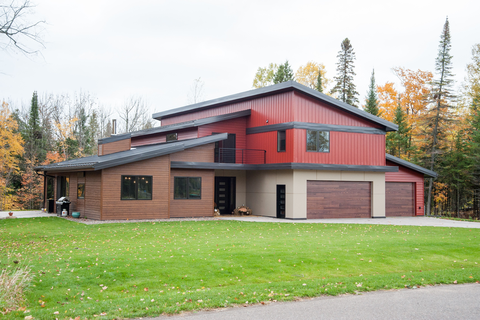 Why You Should Choose Seamless Steel Siding