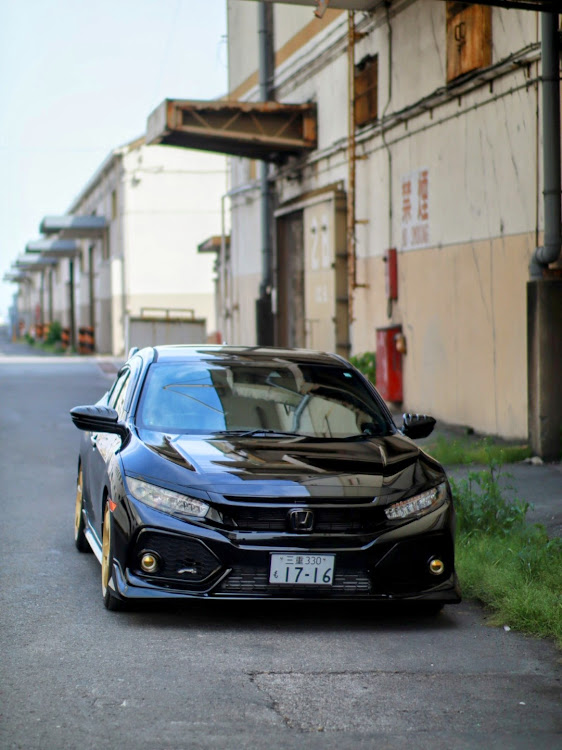 シビック(欧州HB)の四日市港⚓📸・FK７・洗車の頻度ってどのくらい？に関するカスタム事例の投稿画像4枚目