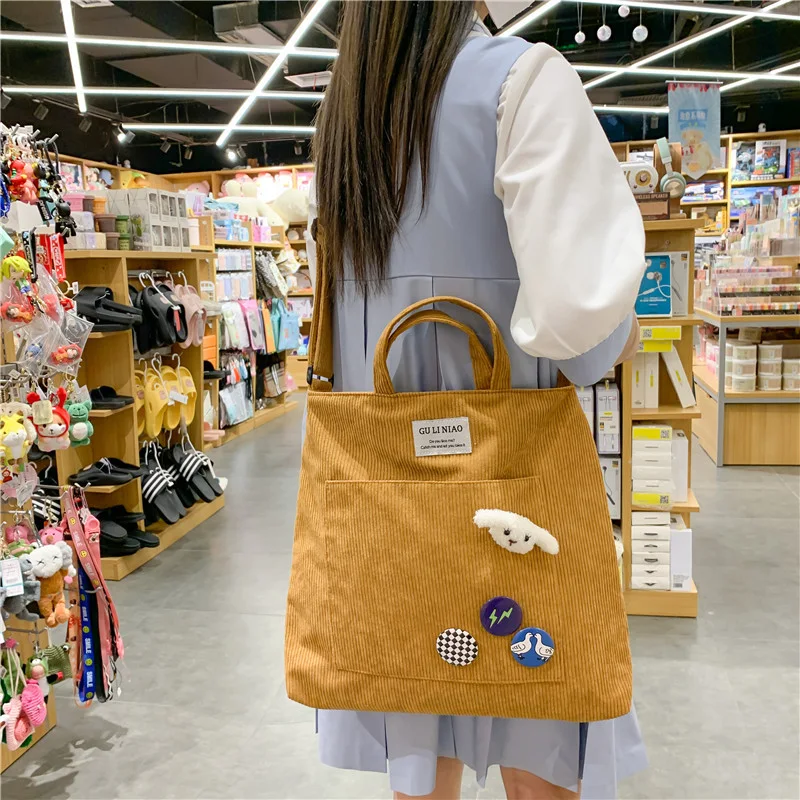 Dames Messenger Canvas Tas met Grote Capaciteit voor Boeken, Laptop en Meer. Ideaal voor Dagelijks Gebruik. Stijlvol en Duurzaam.