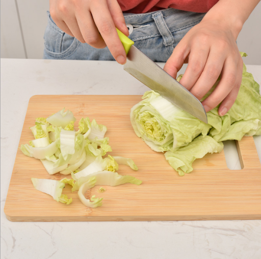 Title 6, Planche à découper robuste pour la cuisine. Boi...