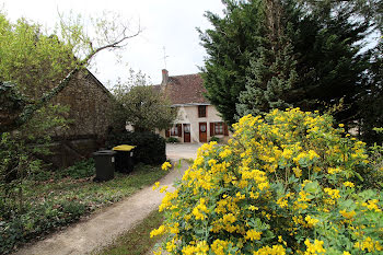 maison à Vineuil (41)