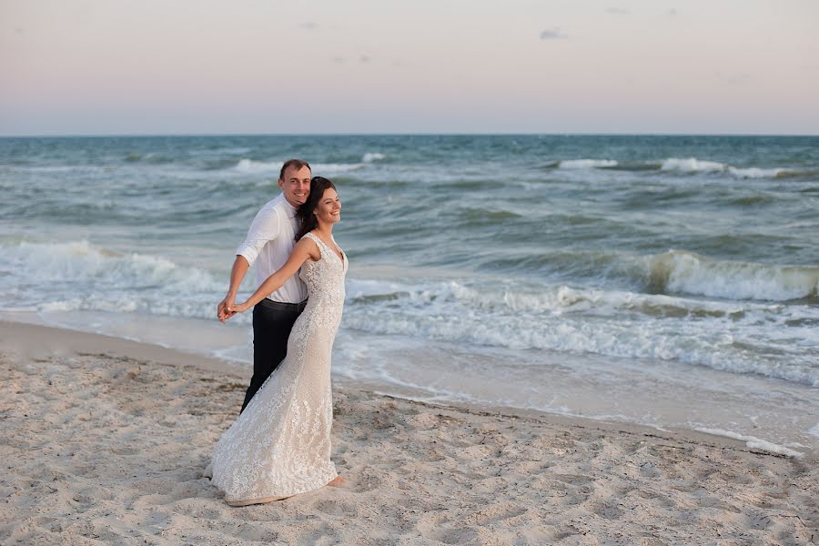 Huwelijksfotograaf Karina Lavrinenko (lavphoto). Foto van 5 juli 2021