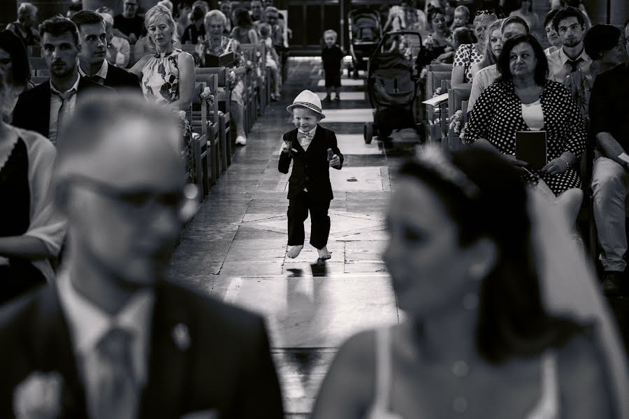 Fotografer pernikahan Sven Soetens (soetens). Foto tanggal 9 Juli 2019