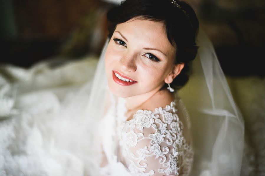 Fotógrafo de casamento Ekaterina Shilova (ekaterinashilova). Foto de 8 de abril 2015