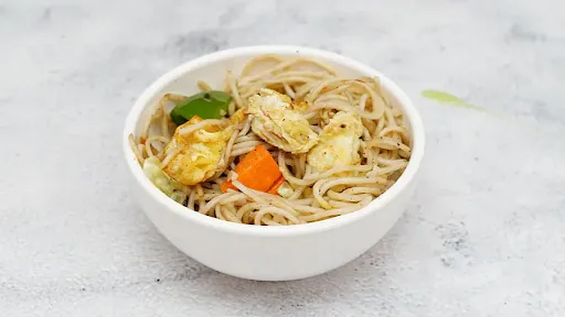 Egg Hakka Noodles