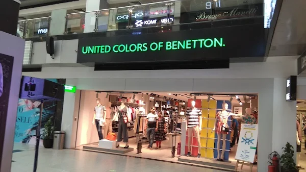 United Colors of Benetton photo 