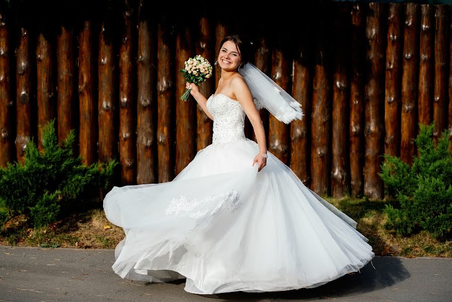 Fotógrafo de casamento Dmytro Duda (dmytroduda). Foto de 28 de outubro 2016