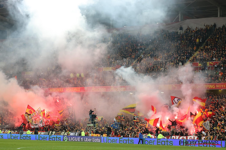 Les supporters de Lens ont presque "fait une Charleroi" : "Ca m'a vraiment énervé, on sait que c'est interdit !"