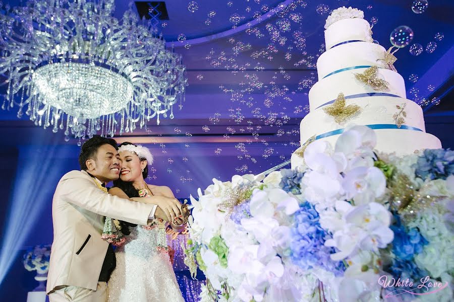 Nhiếp ảnh gia ảnh cưới Pakasith Suwanamund (whitelove). Ảnh của 11 tháng 1 2018