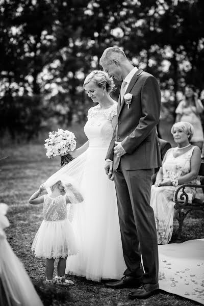 Wedding photographer Vít Kovalčík (vkovalcik). Photo of 10 February 2020