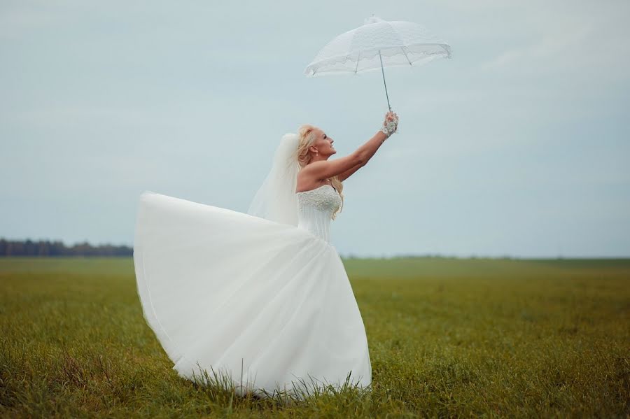 Fotografo di matrimoni Dmitriy Stenko (loveframe). Foto del 16 settembre 2013