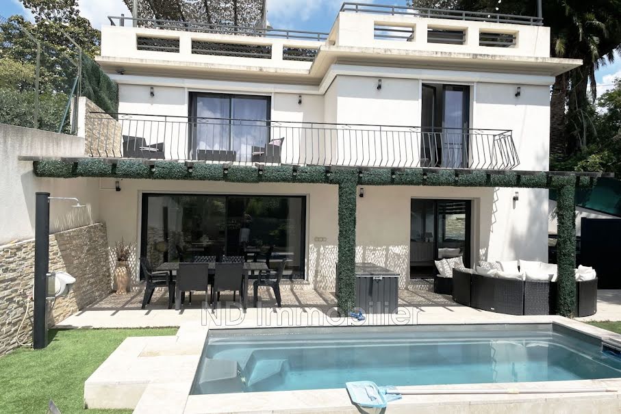 Vente villa 5 pièces 180 m² à Cannes (06400), 1 890 000 €