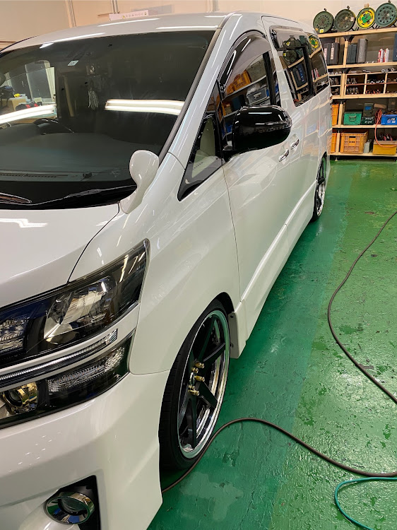 ヴェルファイアの洗車・スパシャン・エンジェルワックス・磨き&コーティングに関するカスタム事例の投稿画像3枚目
