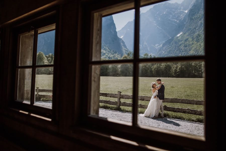 Fotógrafo de casamento Karina Ostapenko (karinaostapenko). Foto de 20 de julho 2017